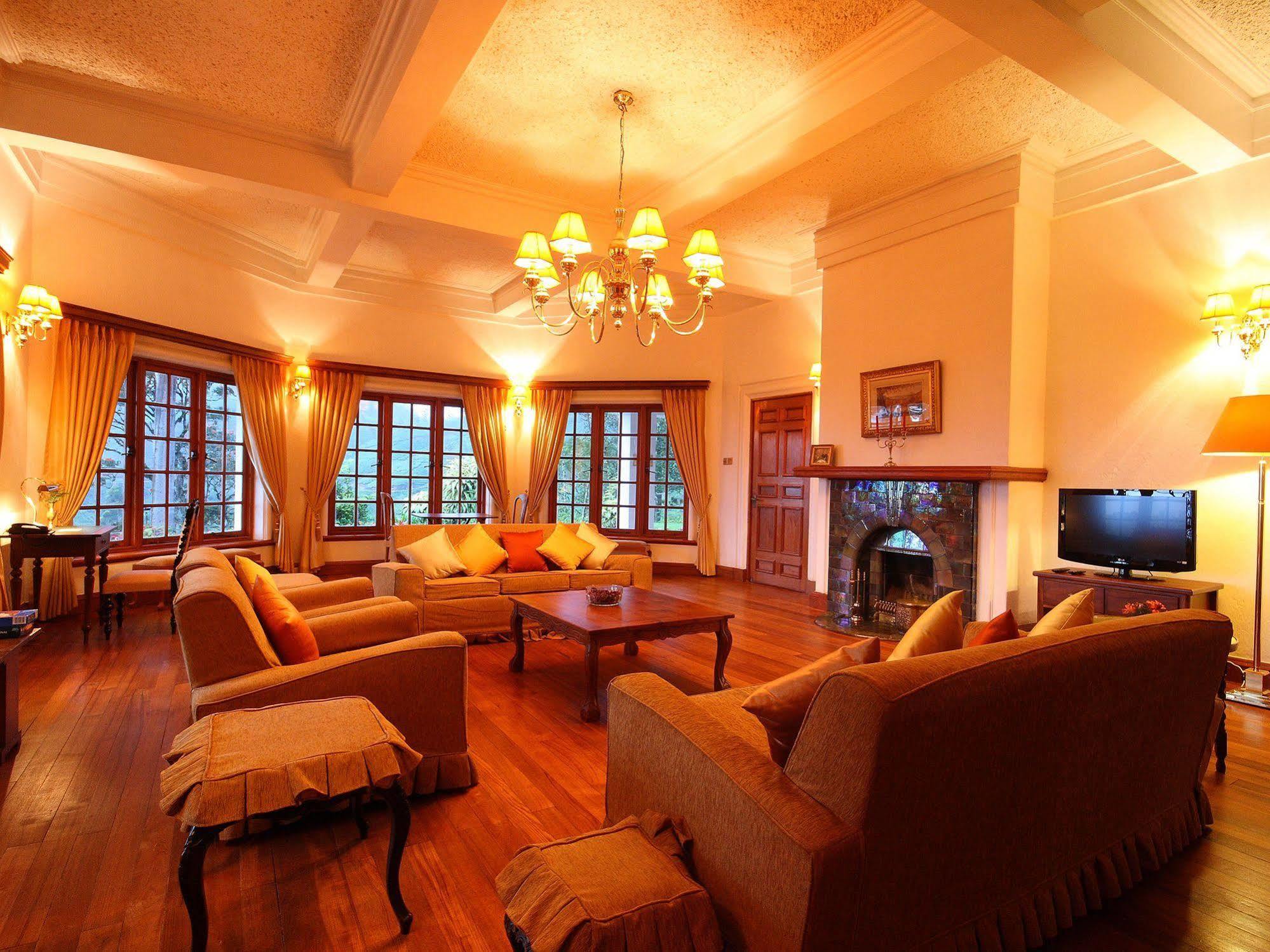 Governor'S Mansion Hatton Extérieur photo